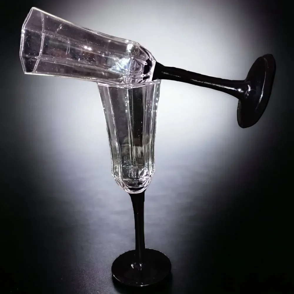 2 Luminarc Arcoroc Octime Domino Champagne Flutes Glasses France Set Black Stem.